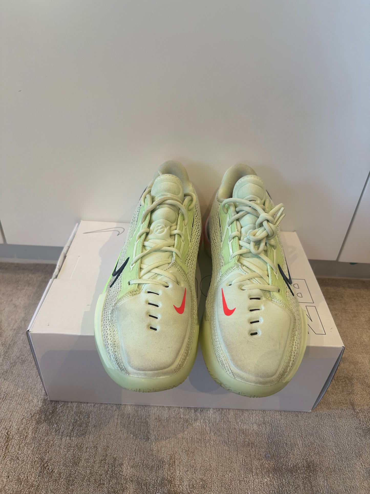 GT CUT 1 LIME CONDITION 9.5/10 SIZE US12