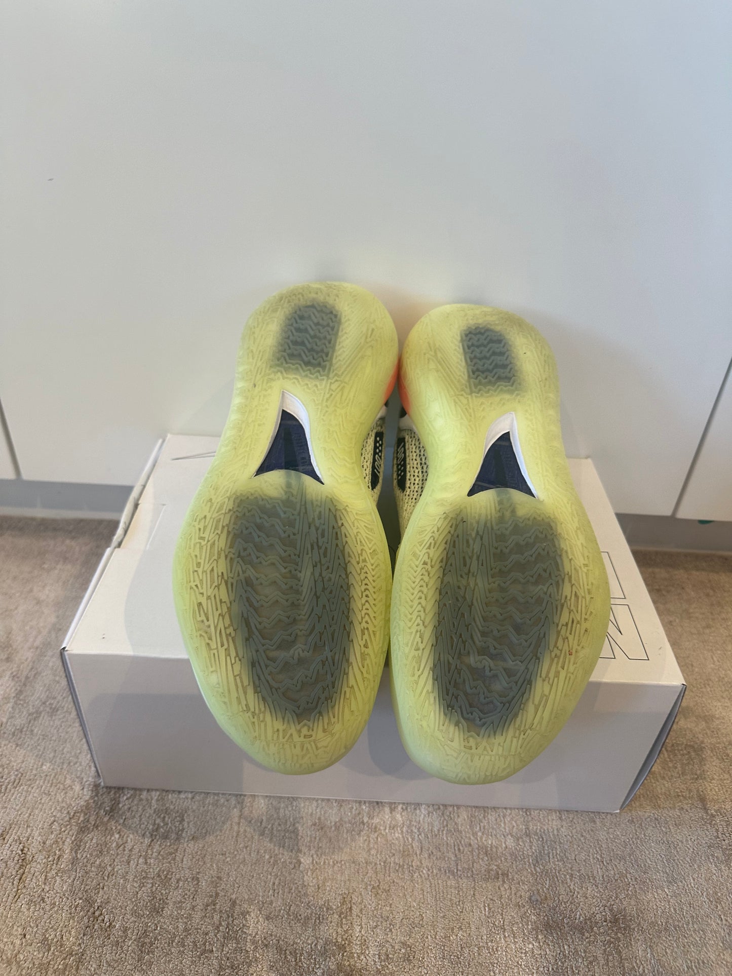 GT CUT 1 LIME CONDITION 9.5/10 SIZE US12