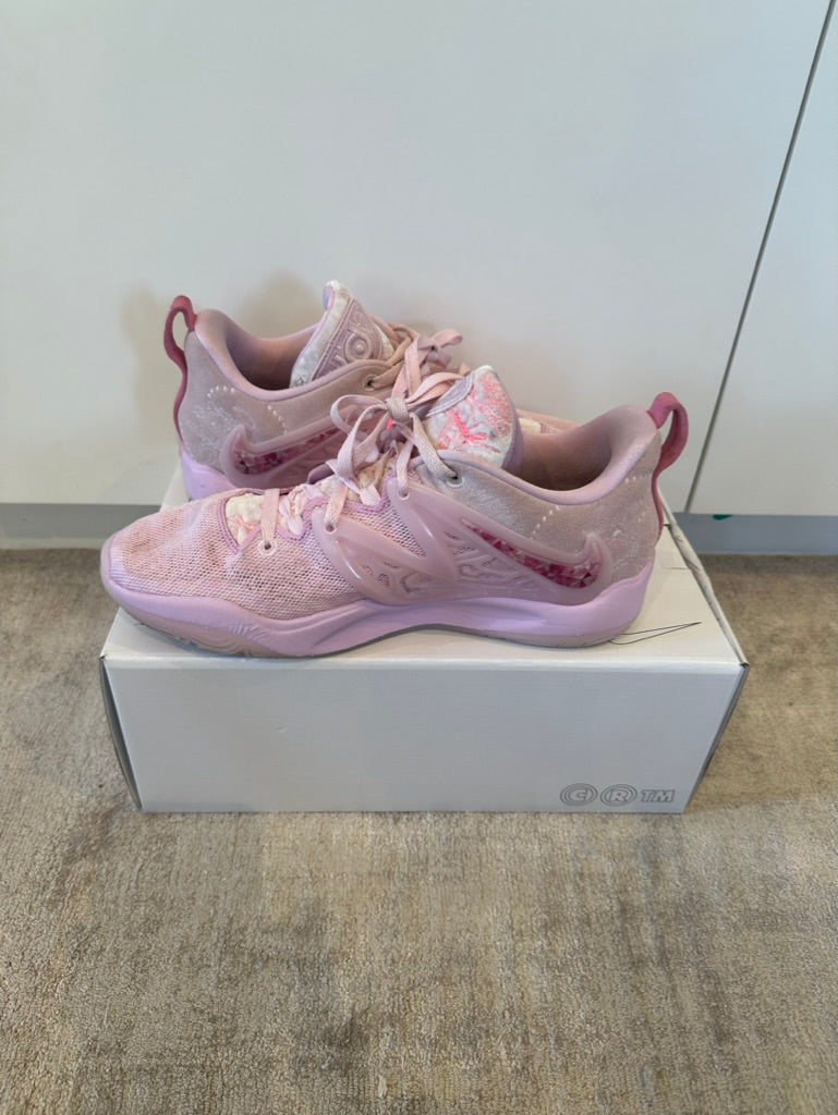 Kd 15 aunt pearl condition 8.5/10 Size US11.5