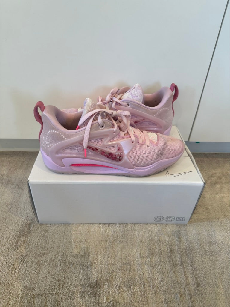 Kd 15 aunt pearl condition 8.5/10 Size US11.5